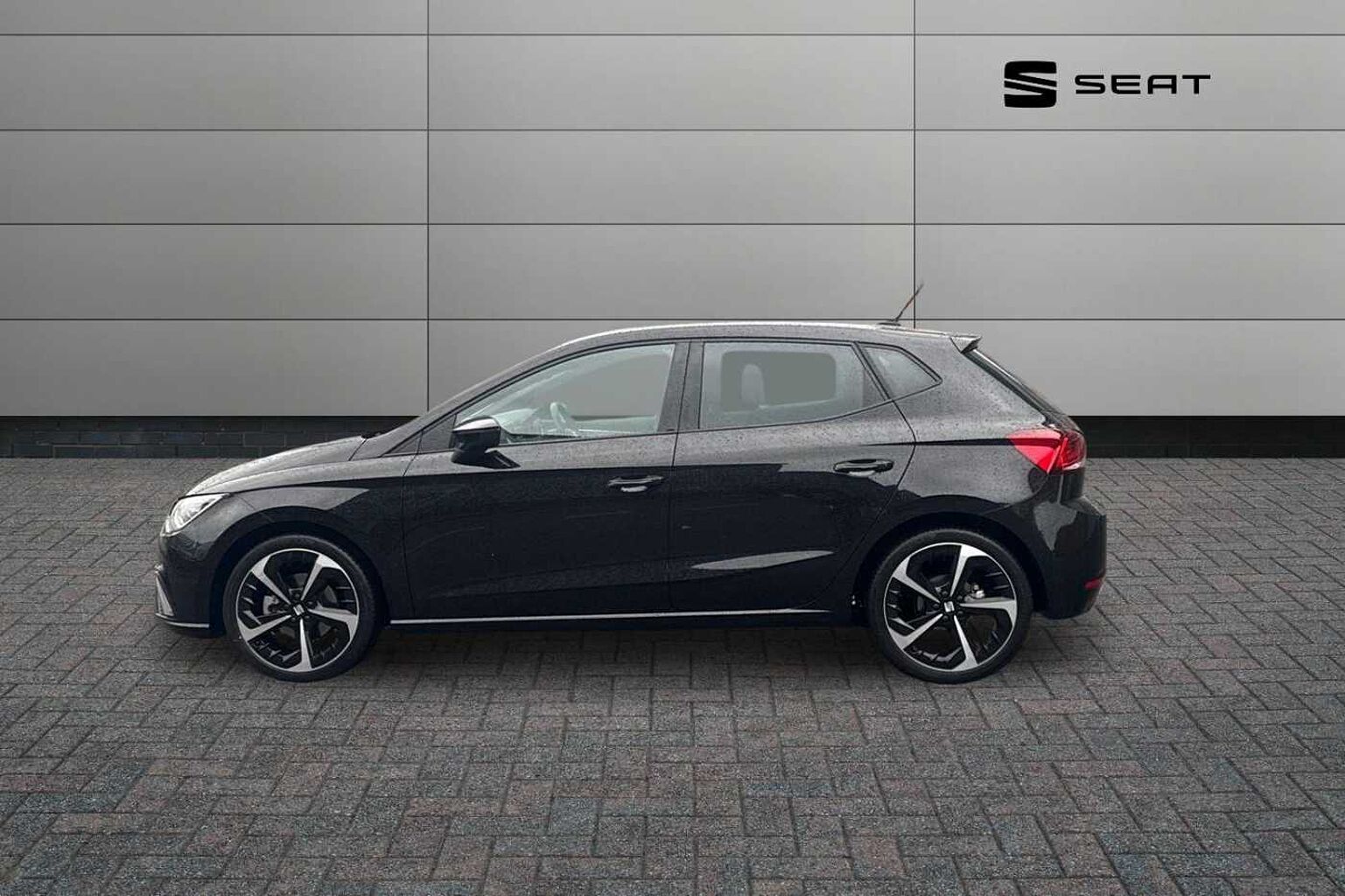 SEAT Ibiza 1.0 TSI 110 FR Sport 5dr DSG