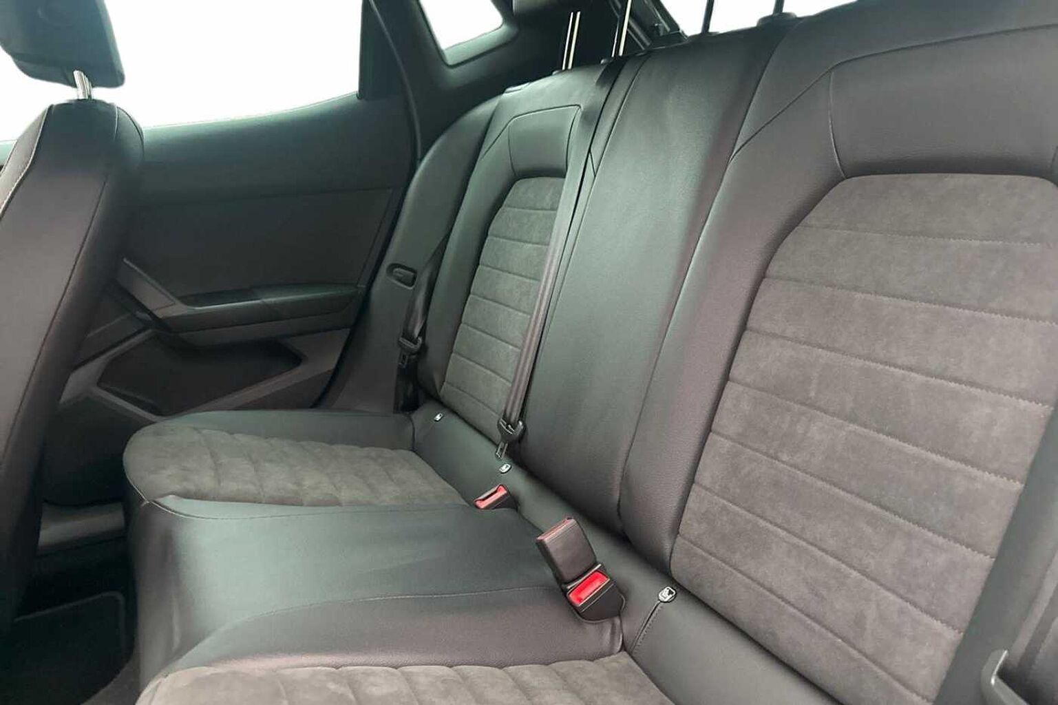 SEAT Ibiza 1.0 TSI 110 FR Sport 5dr DSG