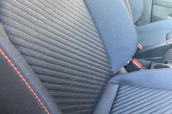 SEAT Arona 1.0 TSI 115 FR Black Edition 5dr