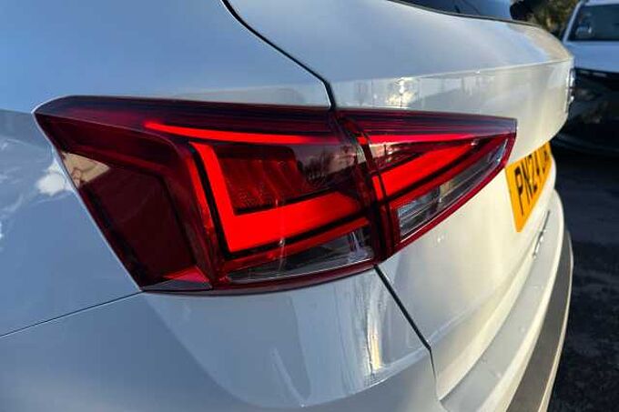 SEAT Arona 1.0 TSI 110 XPERIENCE Lux 5dr DSG